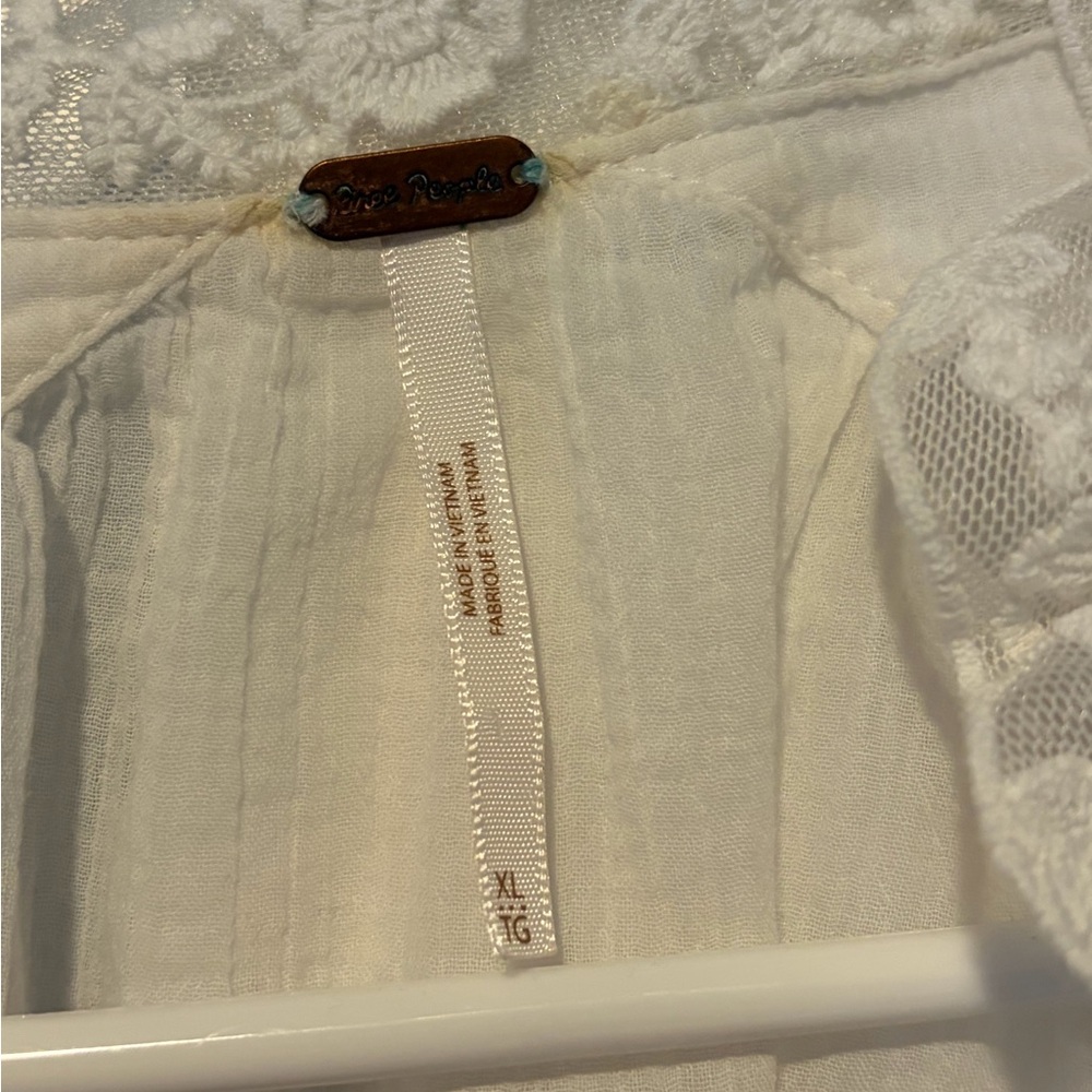 Free People Clemence Button Up Blouse Size XL - Picture 4 of 4